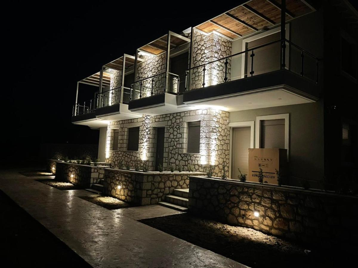 Melikiron Luxury Apartments Айос-Нікітас Екстер'єр фото