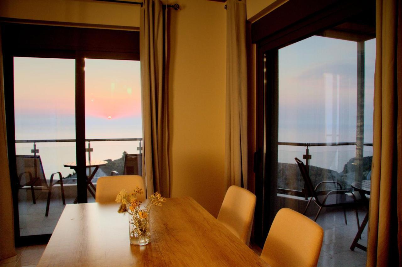 Melikiron Luxury Apartments Айос-Нікітас Екстер'єр фото